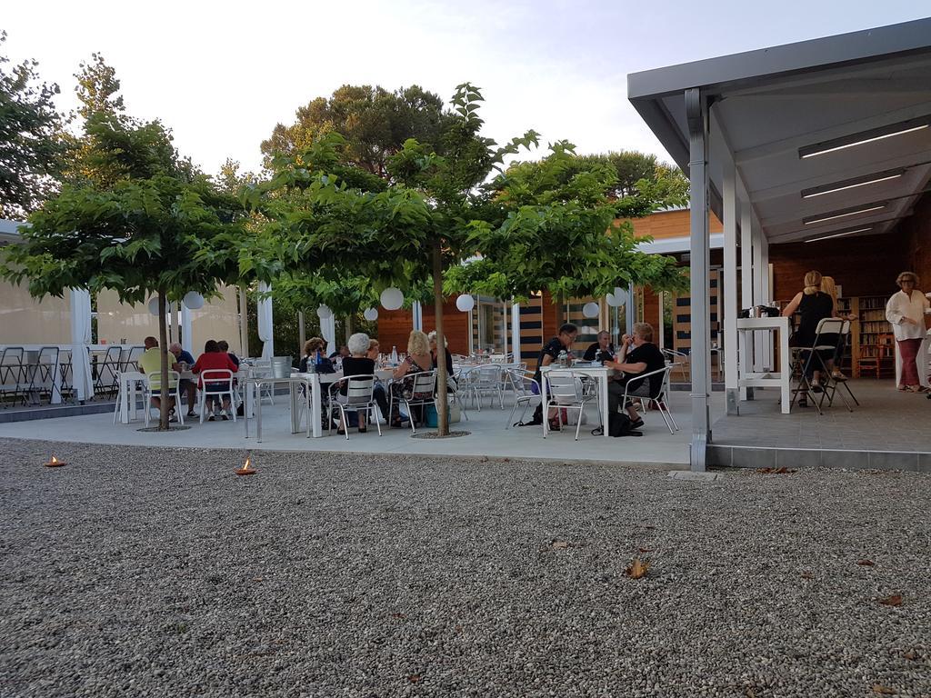 Camping Taimi Hotel Marina di Massa Kültér fotó