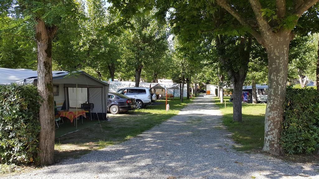 Camping Taimi Hotel Marina di Massa Kültér fotó